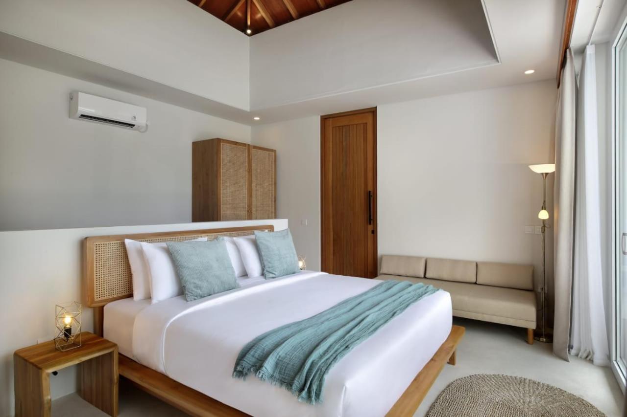 Neptune Studios Adults Only Gym And Recovery Access Kuta  Bagian luar foto